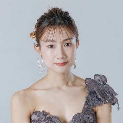 ブライダルピアス イヤリング｜ラインストーン｜葉っぱ リーフモチーフ｜ゴールド(BC-E93)【結婚式　アクセサリー　ピアス　イヤリング】