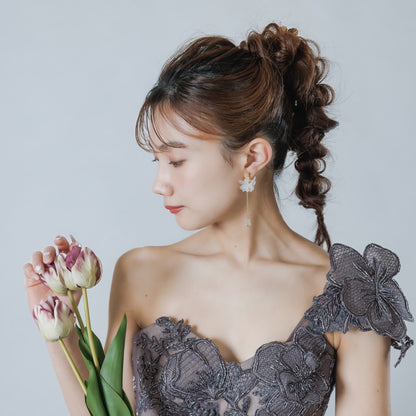 ウエディングピアス イヤリング｜お花 フラワーモチーフ｜ゴールド×ホワイト(BC-E97)【結婚式　アクセサリー　ピアス　イヤリング】
