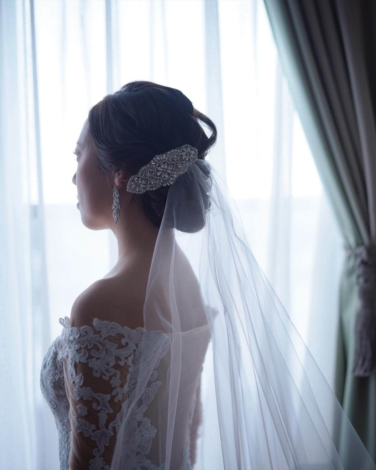 ヘッドドレス ボンネ コーム ビジュー & パール (BC-H10)｜ウェディングアクセサリー【結婚式　アクセサリー　ヘッドドレス　ヘアアクセサリー　ボンネ】