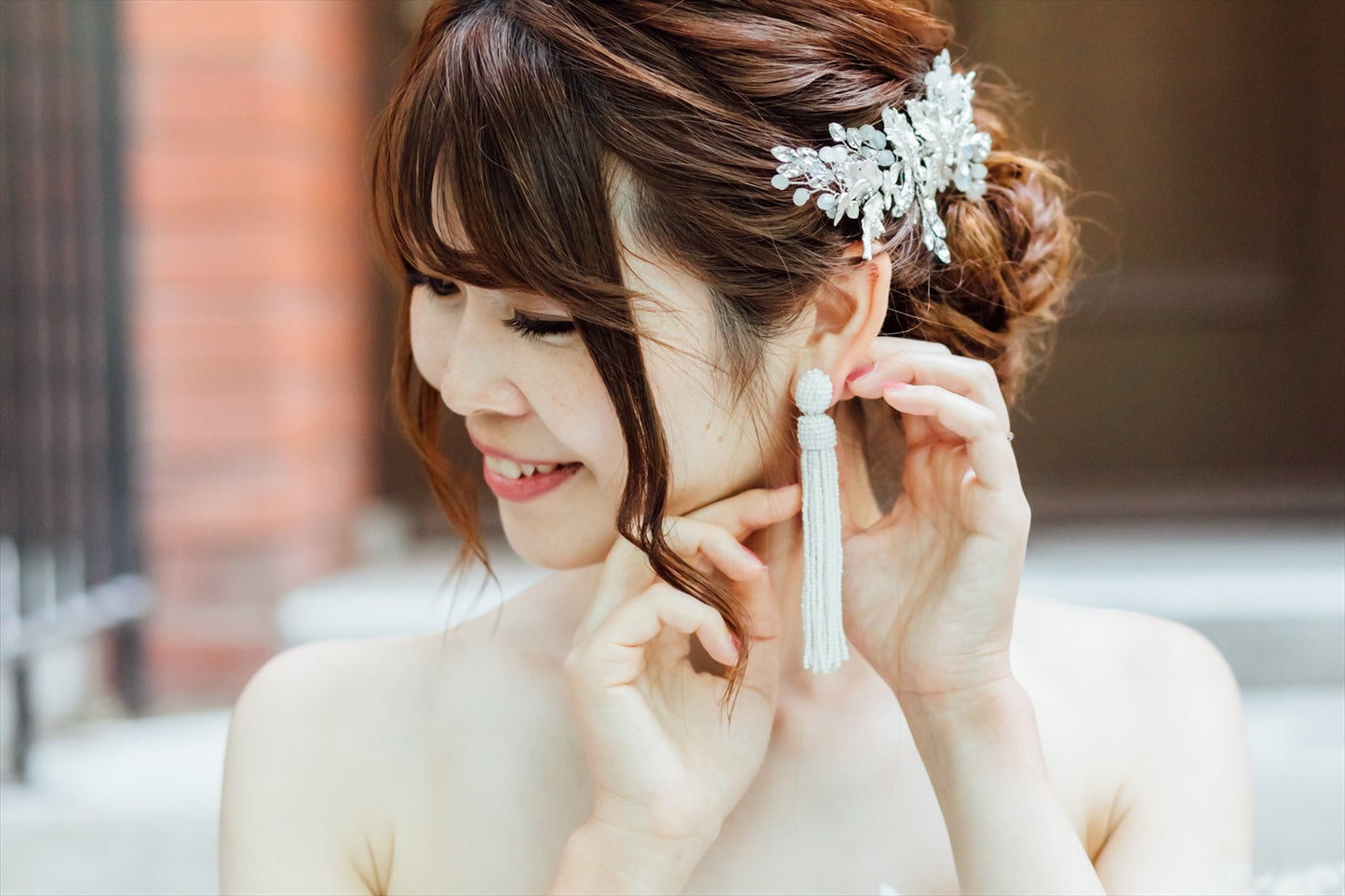ヘッドドレス お花モチーフ ビーズ & ビジュー シルバー (BC-H17)｜ウェディングアクセサリー【結婚式　アクセサリー　ヘッドドレス　ヘアアクセサリー】