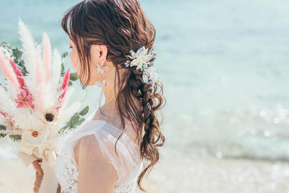 ヘッドドレス お花モチーフ ビーズ & ビジュー シルバー (BC-H17)｜ウェディングアクセサリー【結婚式　アクセサリー　ヘッドドレス　ヘアアクセサリー】
