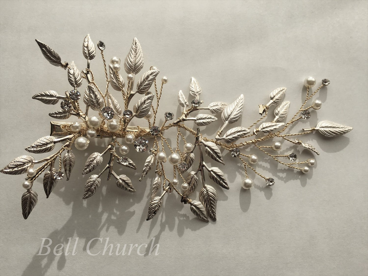 ヘッドドレス パール リーフチャーム シルバー (BC-H20)｜ウェディングアクセサリー【結婚式　アクセサリー　ヘッドドレス　ヘアアクセサリー】