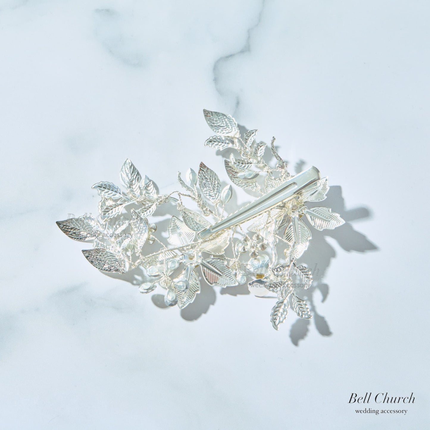 ヘッドドレス お花モチーフ ヘアクリップ シルバー (BC-H23)｜ウェディングアクセサリー【結婚式　アクセサリー　ヘッドドレス　ヘアアクセサリー】