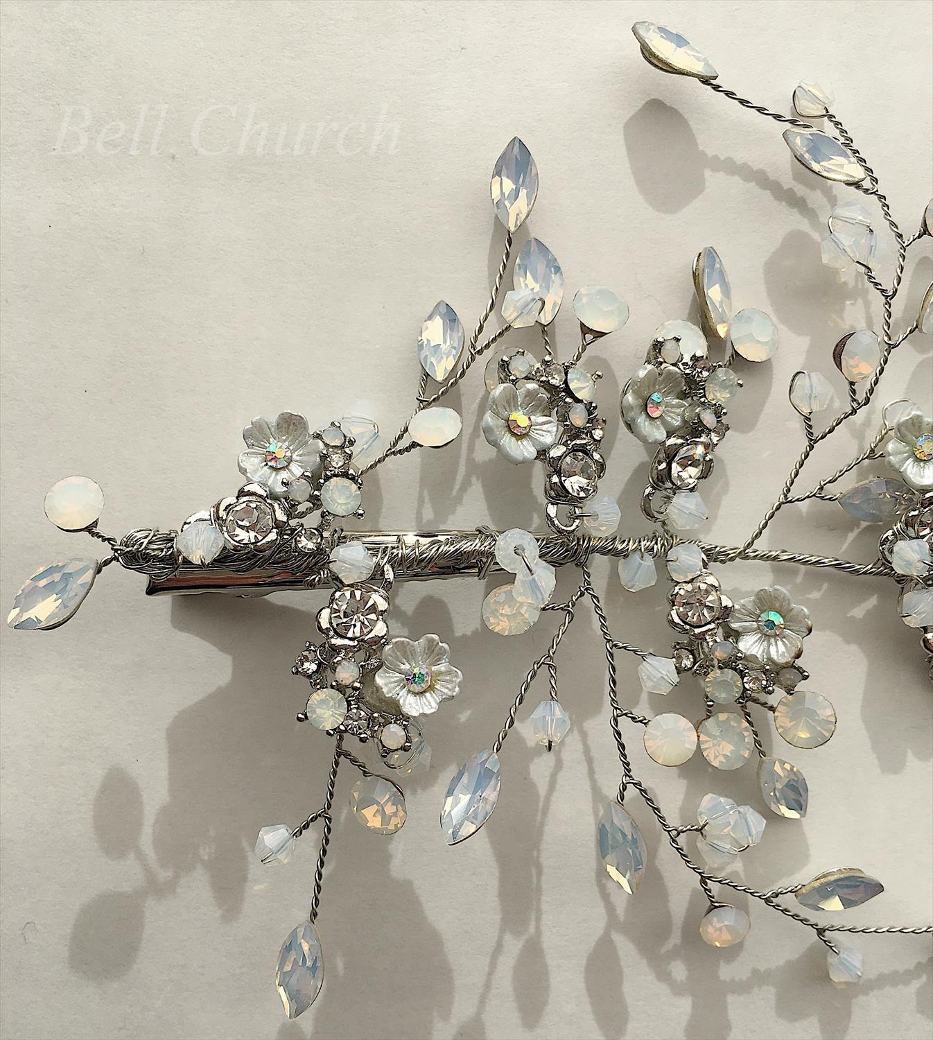 小枝ヘッドドレス ヘアクリップ ビジューとクリスタル お花モチーフ シルバー (BC-H24)｜ウェディングアクセサリー【結婚式　アクセサリー　ヘッドドレス　ヘアアクセサリー】