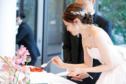 ヘッドドレス ビジューとクリスタル シルバー (BC-H26)｜ウェディングアクセサリー【結婚式　アクセサリー　ヘッドドレス　ヘアアクセサリー】