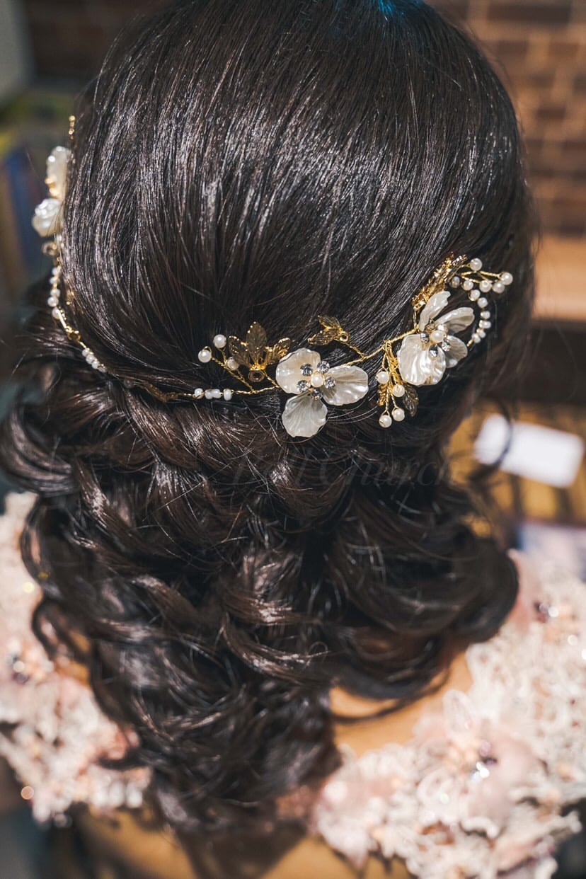 カチューム お花モチーフ コーム (BC-H33)｜ウェディングカチューシャ【結婚式　アクセサリー　ヘッドドレス　ヘアアクセサリー】