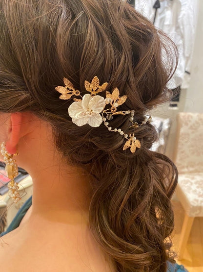 カチューム お花モチーフ コーム (BC-H33)｜ウェディングカチューシャ【結婚式　アクセサリー　ヘッドドレス　ヘアアクセサリー】