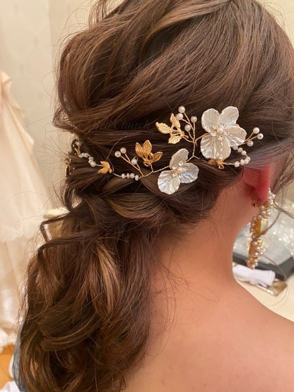 カチューム お花モチーフ コーム (BC-H33)｜ウェディングカチューシャ【結婚式　アクセサリー　ヘッドドレス　ヘアアクセサリー】