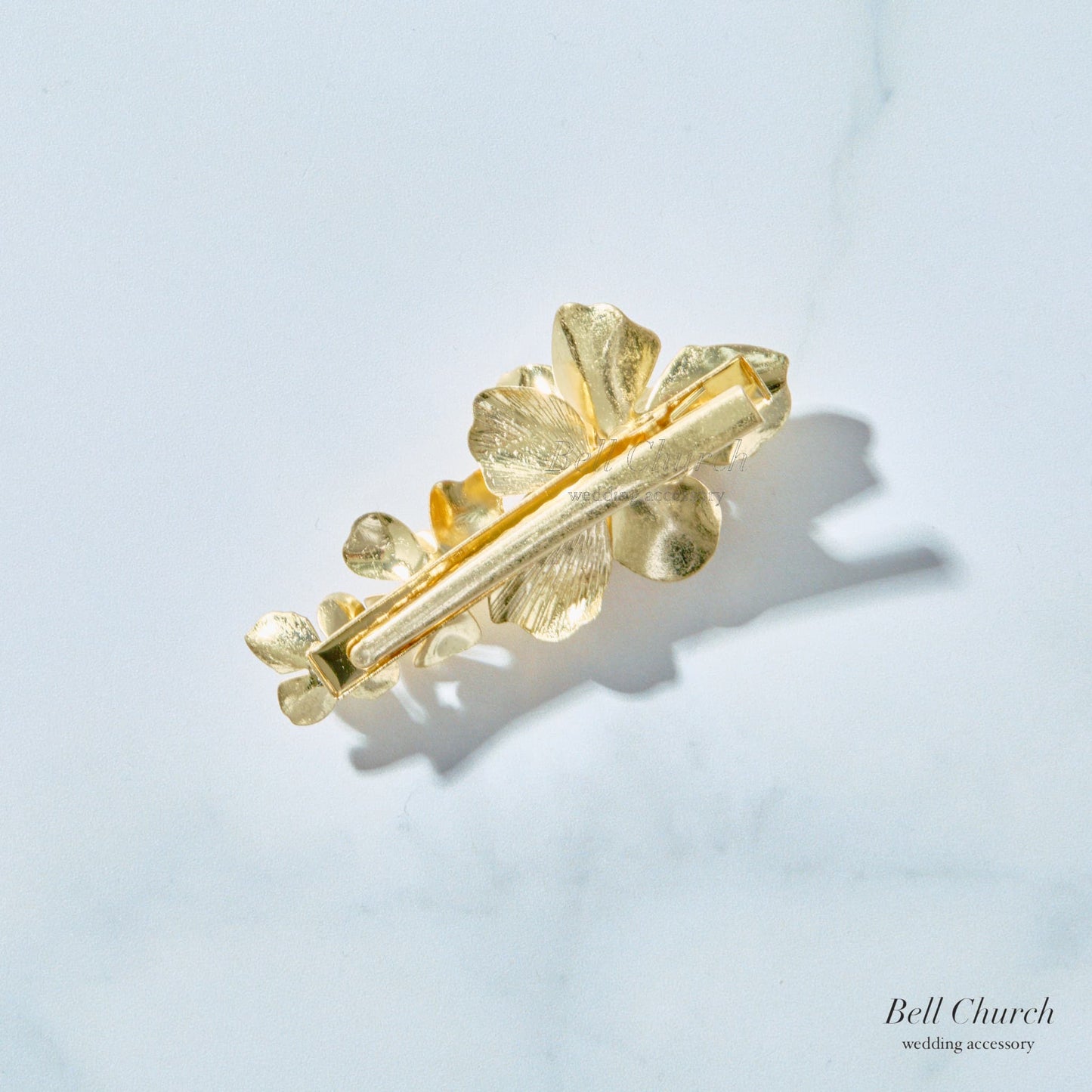 ブライダル ヘアクリップ フラワーお花 メタル ニュアンス ｜ゴールド (BC-H68)【結婚式　アクセサリー　ヘアアクセサリー　ヘアクリップ】