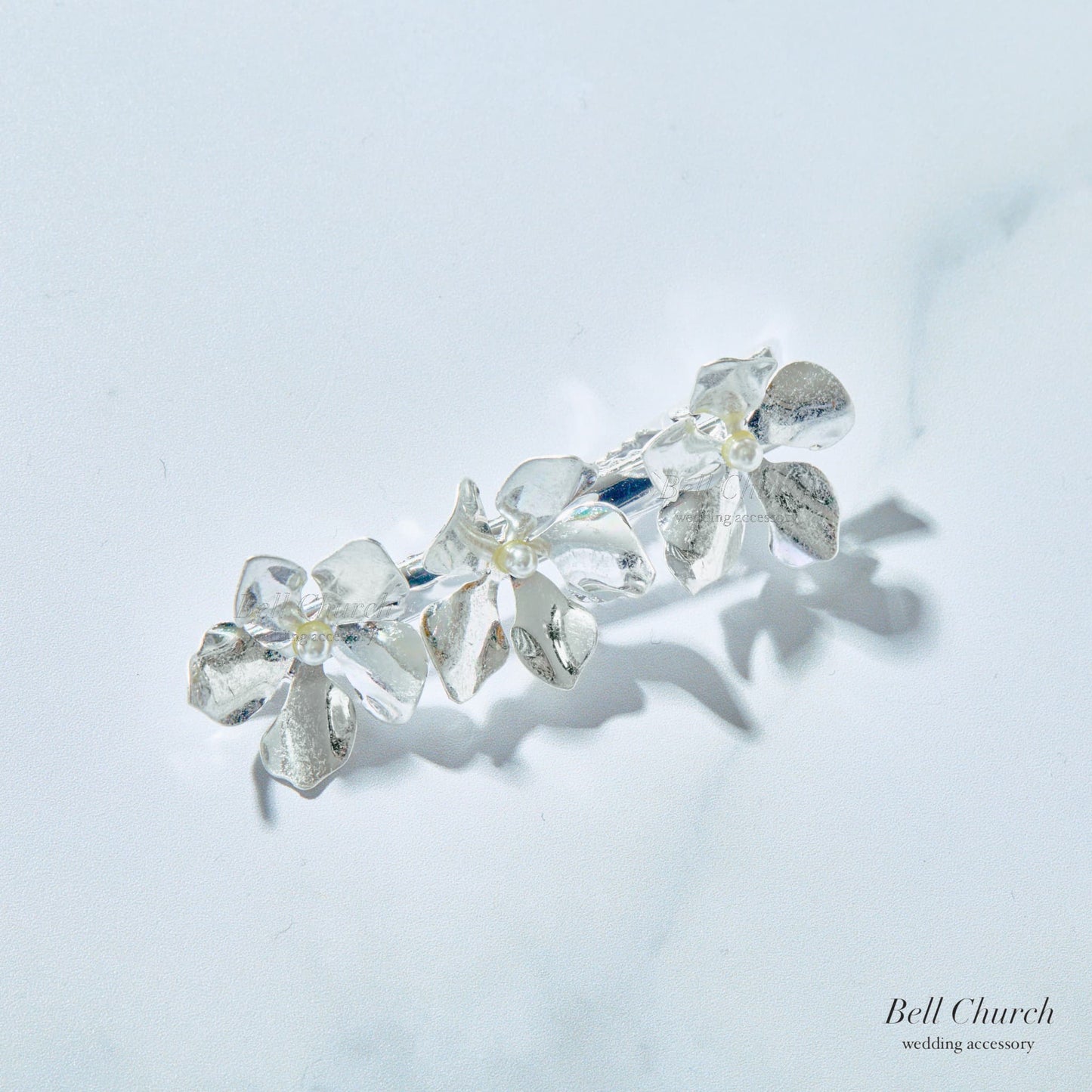 ブライダル ヘアクリップ パール フラワーお花 メタル ニュアンス｜シルバー (BC-H71)【結婚式　アクセサリー　ヘアクリップ　ヘアアクセサリー】