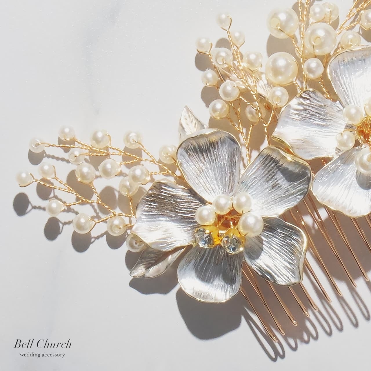 ウエディング ヘアコーム｜パール ビジュー｜お花 フラワーモチーフ｜葉っぱ リーフモチーフ｜ゴールド(BC-H89)【結婚式　アクセサリー　ヘッドドレス　ヘアアクセサリー】
