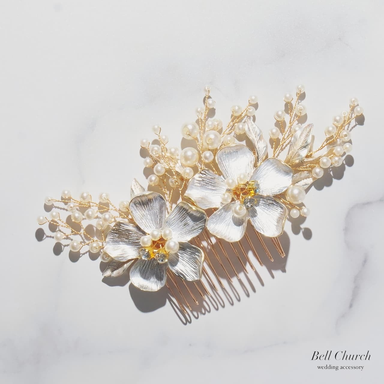 ウエディング ヘアコーム｜パール ビジュー｜お花 フラワーモチーフ｜葉っぱ リーフモチーフ｜ゴールド(BC-H89)【結婚式　アクセサリー　ヘッドドレス　ヘアアクセサリー】