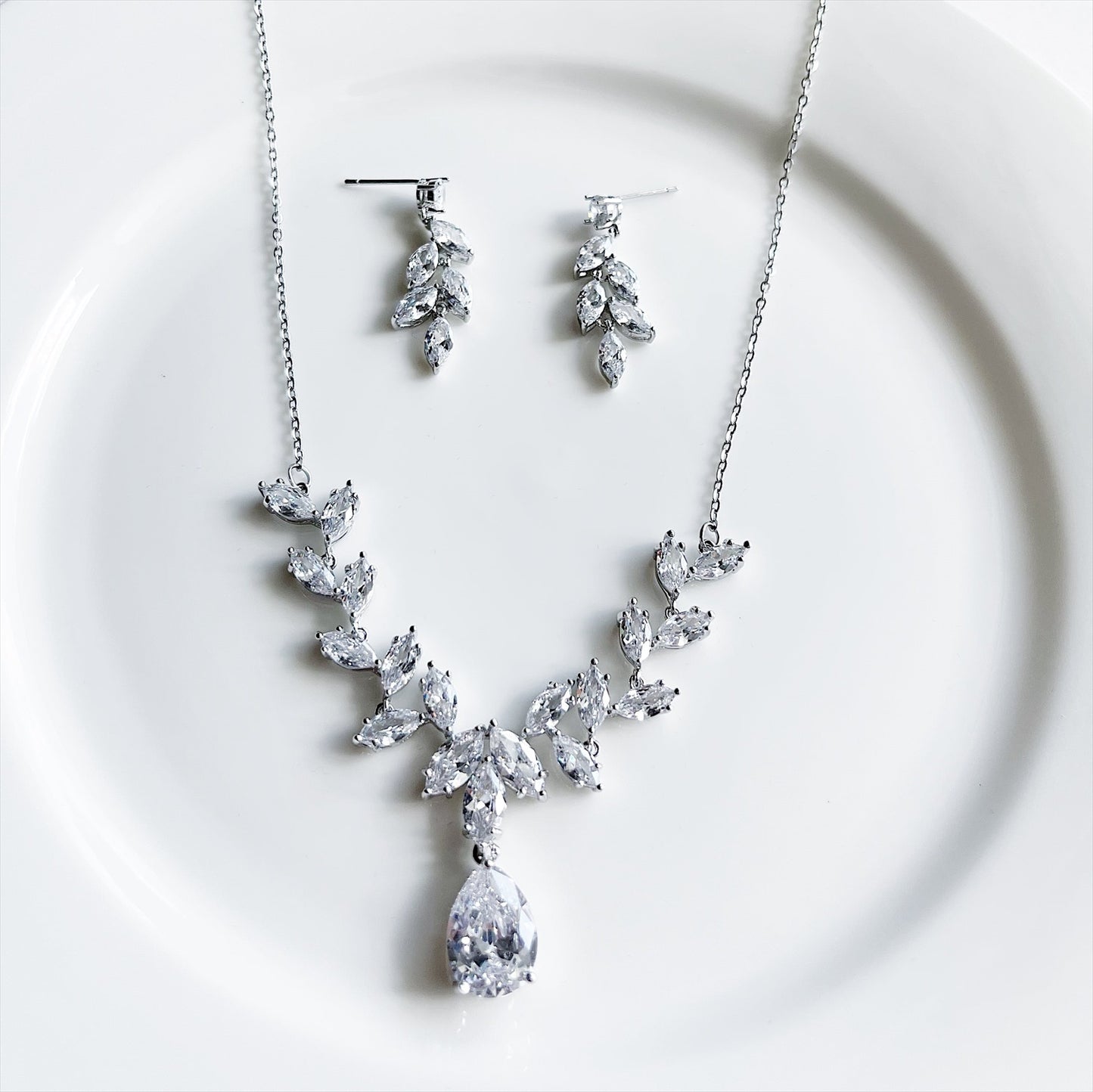 ネックレス & ピアス / イヤリング 2点セット (BC-PN7)｜ウェディングアクセサリー【結婚式　アクセサリー　ピアス　イヤリング　ネックレス】