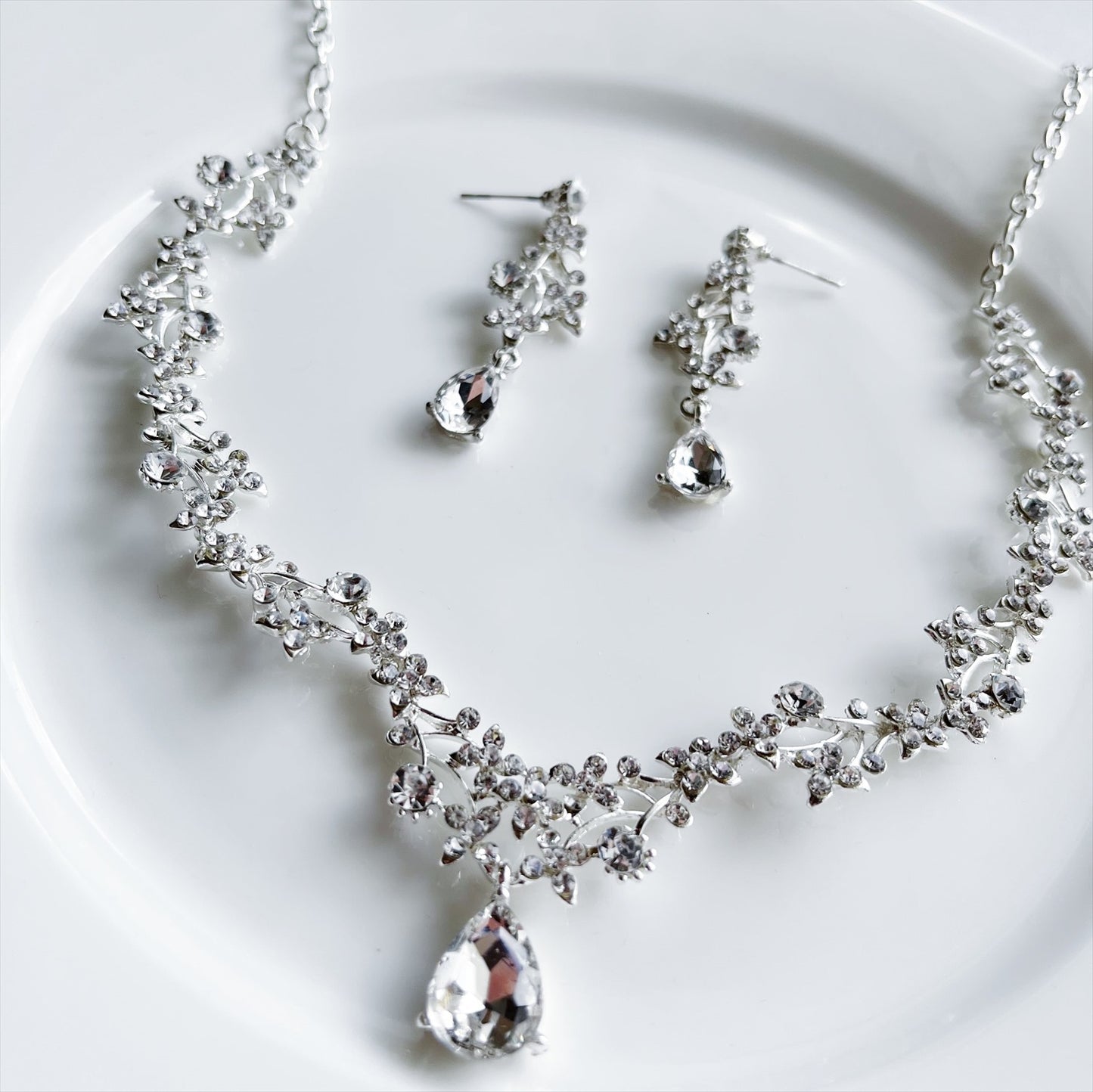 ネックレス & ピアス / イヤリング 2点セット (BC-PN9)｜ウェディングアクセサリー【結婚式　アクセサリー　ピアス　イヤリング　ネックレス】