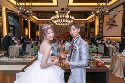ウェディングティアラ キュービックジルコニア クリスタル クラウン(BC-T11)｜ウェディングアクセサリー【結婚式　アクセサリー　ティアラ　ヘッドドレス　ヘアアクセサリー】