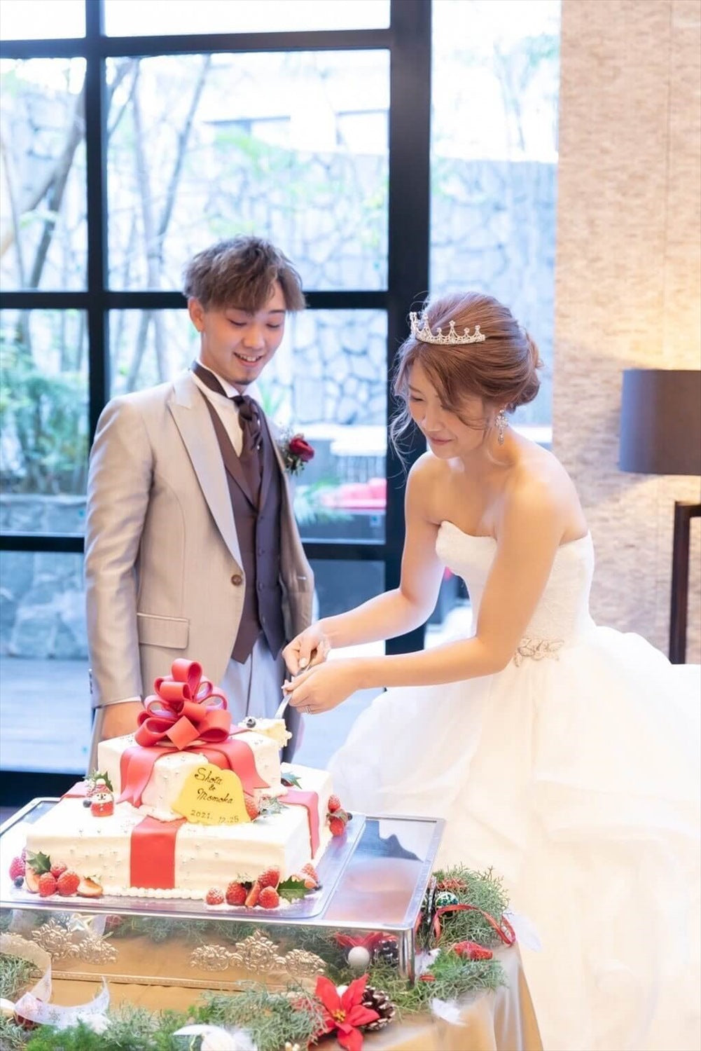 ウェディングティアラ キュービックジルコニア クリスタル クラウン(BC-T11)｜ウェディングアクセサリー【結婚式　アクセサリー　ティアラ　ヘッドドレス　ヘアアクセサリー】