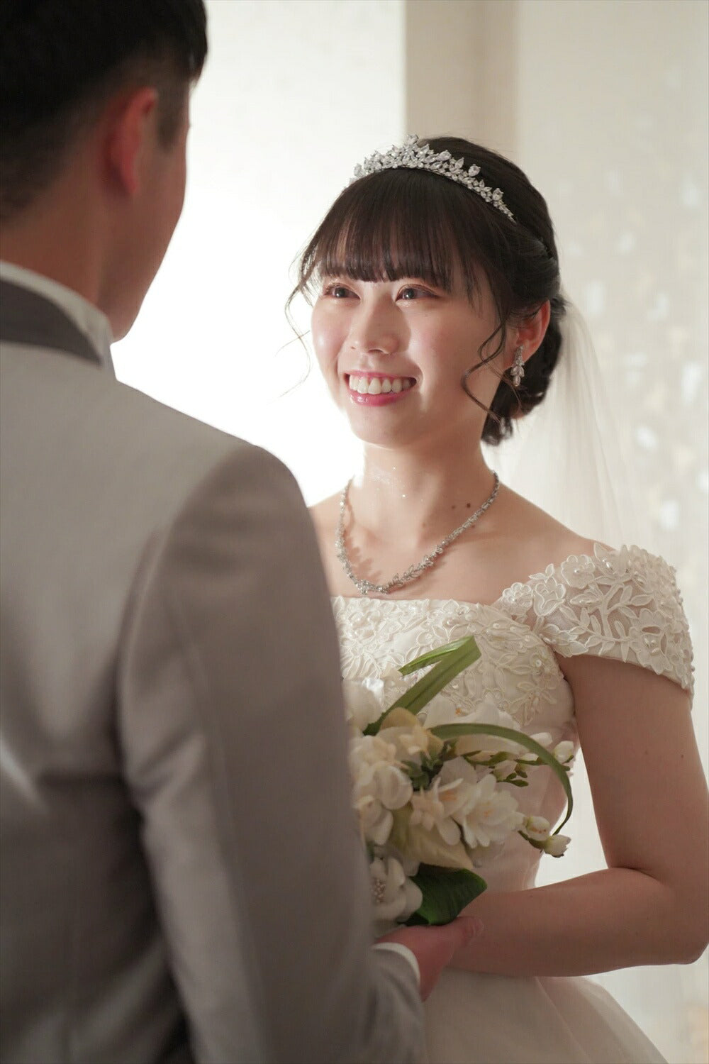 ウェディングティアラ キュービックジルコニア(BC-T12)｜ウェディングアクセサリー【結婚式　アクセサリー　ティアラ　ヘッドドレス　ヘアアクセサリー】