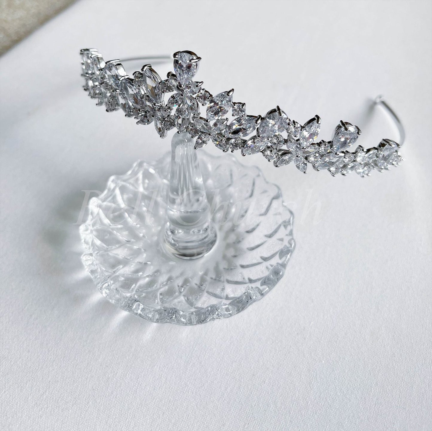 ウェディングティアラ キュービックジルコニア(BC-T12)｜ウェディングアクセサリー【結婚式　アクセサリー　ティアラ　ヘッドドレス　ヘアアクセサリー】