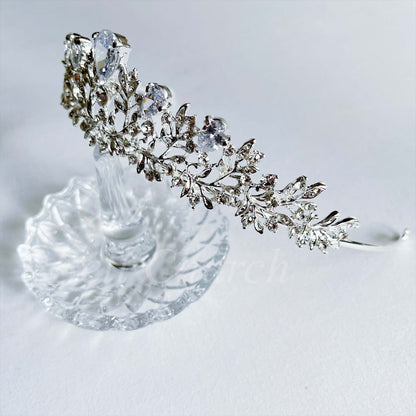 ウェディングティアラ キュービックジルコニア ラインストーン(BC-T14) ｜ウェディングアクセサリー【結婚式　アクセサリー　ティアラ　ヘッドドレス　ヘアアクセサリー】
