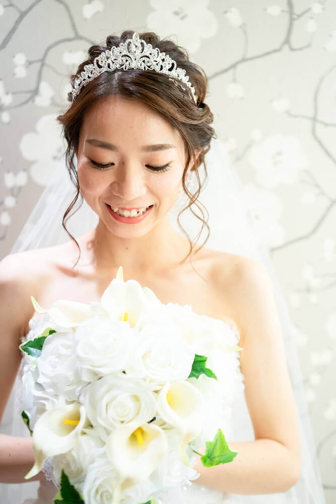 ウェディングティアラ　キュービックジルコニア (BC-T1)｜ウェディングアクセサリー【結婚式　アクセサリー　ティアラ　ヘッドドレス　ヘアアクセサリー】