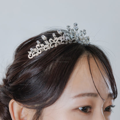 ウエディングティアラ｜ジルコニア｜お花 フラワーモチーフ｜シルバー(BC-T22)【結婚式　アクセサリー　ティアラ　ヘッドドレス　ヘアアクセサリー】
