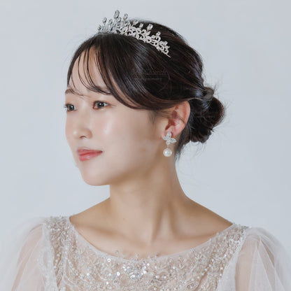 ウエディングティアラ｜ジルコニア｜お花 フラワーモチーフ｜シルバー(BC-T22)【結婚式　アクセサリー　ティアラ　ヘッドドレス　ヘアアクセサリー】