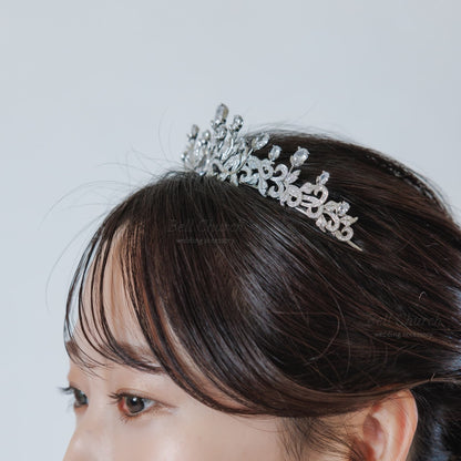 ウエディングティアラ｜ジルコニア｜お花 フラワーモチーフ｜シルバー(BC-T22)【結婚式　アクセサリー　ティアラ　ヘッドドレス　ヘアアクセサリー】