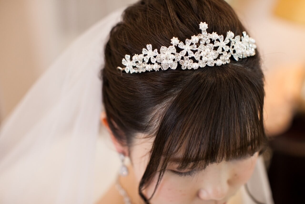 ウェディングティアラ キュービックジルコニア (BC-T4)｜ウェディングアクセサリー【結婚式　アクセサリー　ティアラ　ヘッドドレス　ヘアアクセサリー】