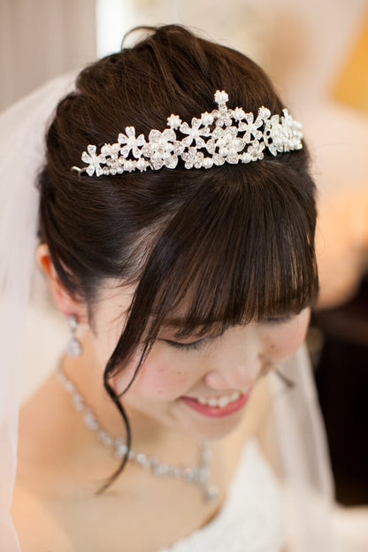 ウェディングティアラ キュービックジルコニア (BC-T4)｜ウェディングアクセサリー【結婚式　アクセサリー　ティアラ　ヘッドドレス　ヘアアクセサリー】