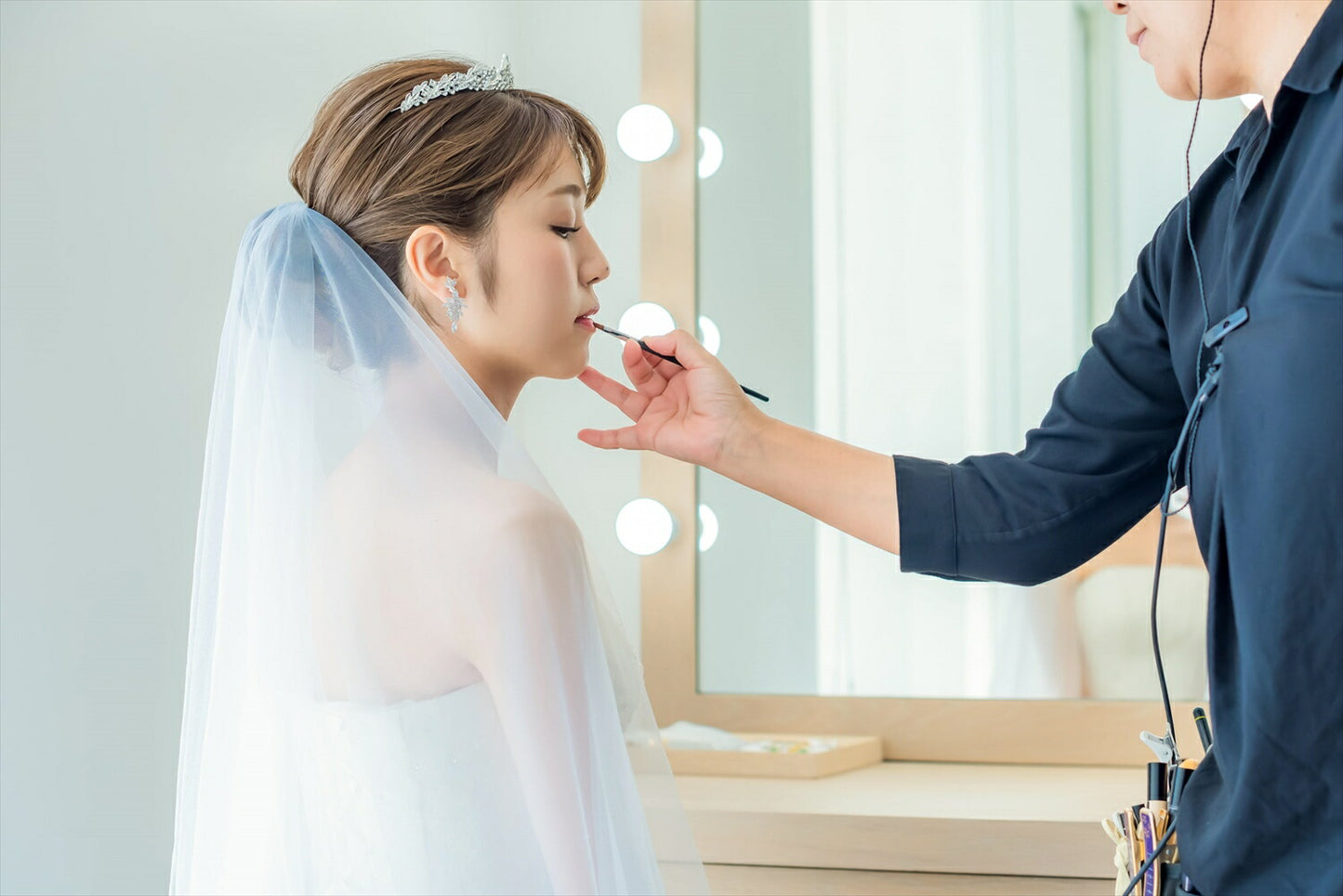 ウェディングティアラ キュービックジルコニア (BC-T7)｜ブライダルアクセサリー【結婚式　アクセサリー　ティアラ　ヘッドドレス　ヘアアクセサリー】