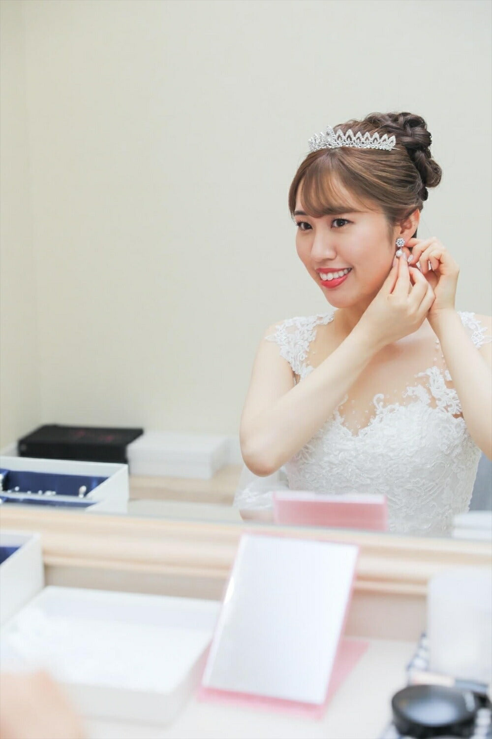 ウェディングティアラ クリスタル キュービックジルコニア  (BC-T8)｜ブライダルアクセサリー【結婚式　アクセサリー　ティアラ　ヘッドドレス　ヘアアクセサリー】