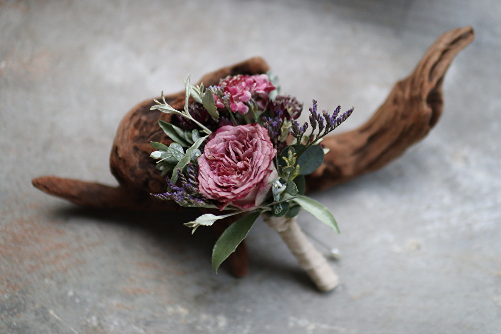 【生花】ニュアンスカラーのクラッチブーケ 【結婚式 フラワー 生花 ブーケ ブートニア】