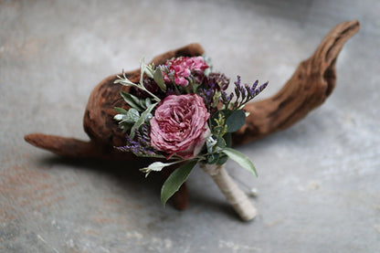 【生花】ニュアンスカラーのクラッチブーケ 【結婚式 フラワー 生花 ブーケ ブートニア】