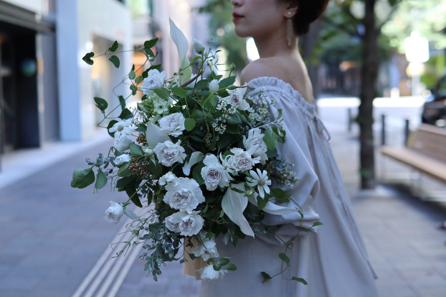 【生花】ナチュラルクラッチブーケ　【結婚式　フラワー　生花　ブーケ　ブートニア】