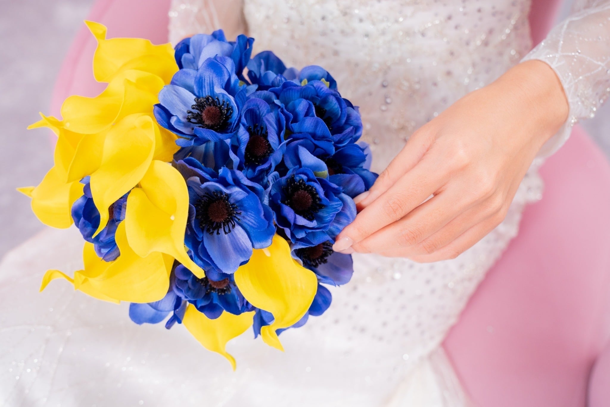 アネモネ　クラッチブーケandブートニア　結婚式　ブーケ レンタルブーケ】カラーアネモネ クラッチブーケ 【花嫁 ウェディング