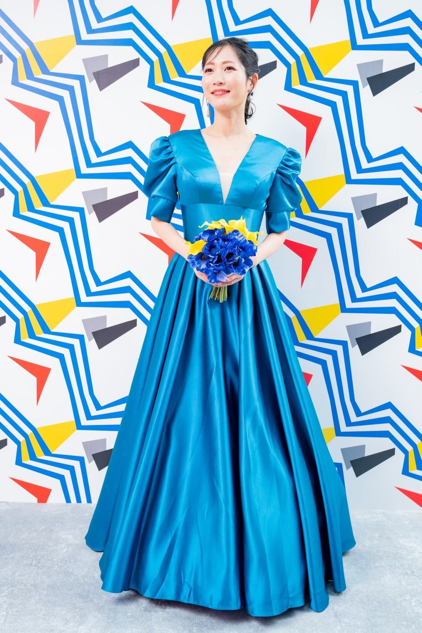 【レンタルブーケ】カラーアネモネ クラッチブーケ 【花嫁 ウェディングブーケ レンタル ウェディングフォト】