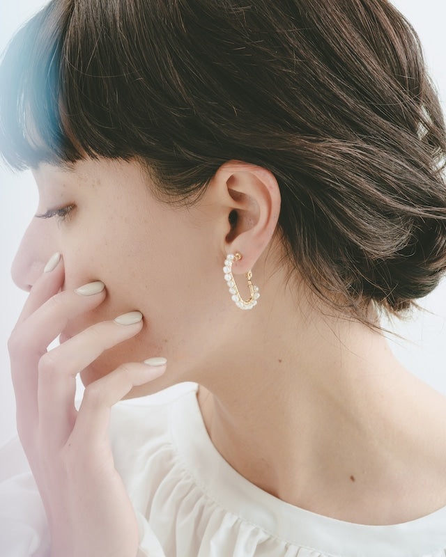 gold oval pearl hoop【結婚式 ピアス イヤリング】