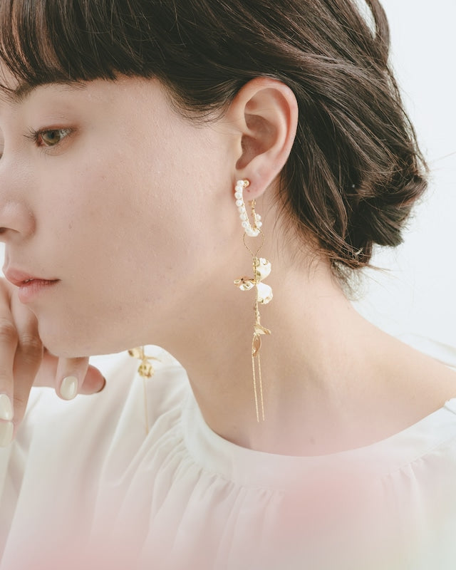 gold oval pearl hoop【結婚式　ピアス　イヤリング】