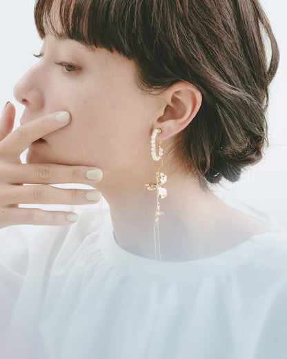 gold flower chain【結婚式 ピアス イヤリング】