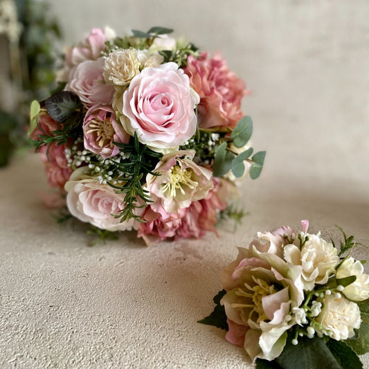 【造花】ナチュラルピンクのラウンドブーケとブートニア 【結婚式 フラワー 造花 ブーケ ブートニア】