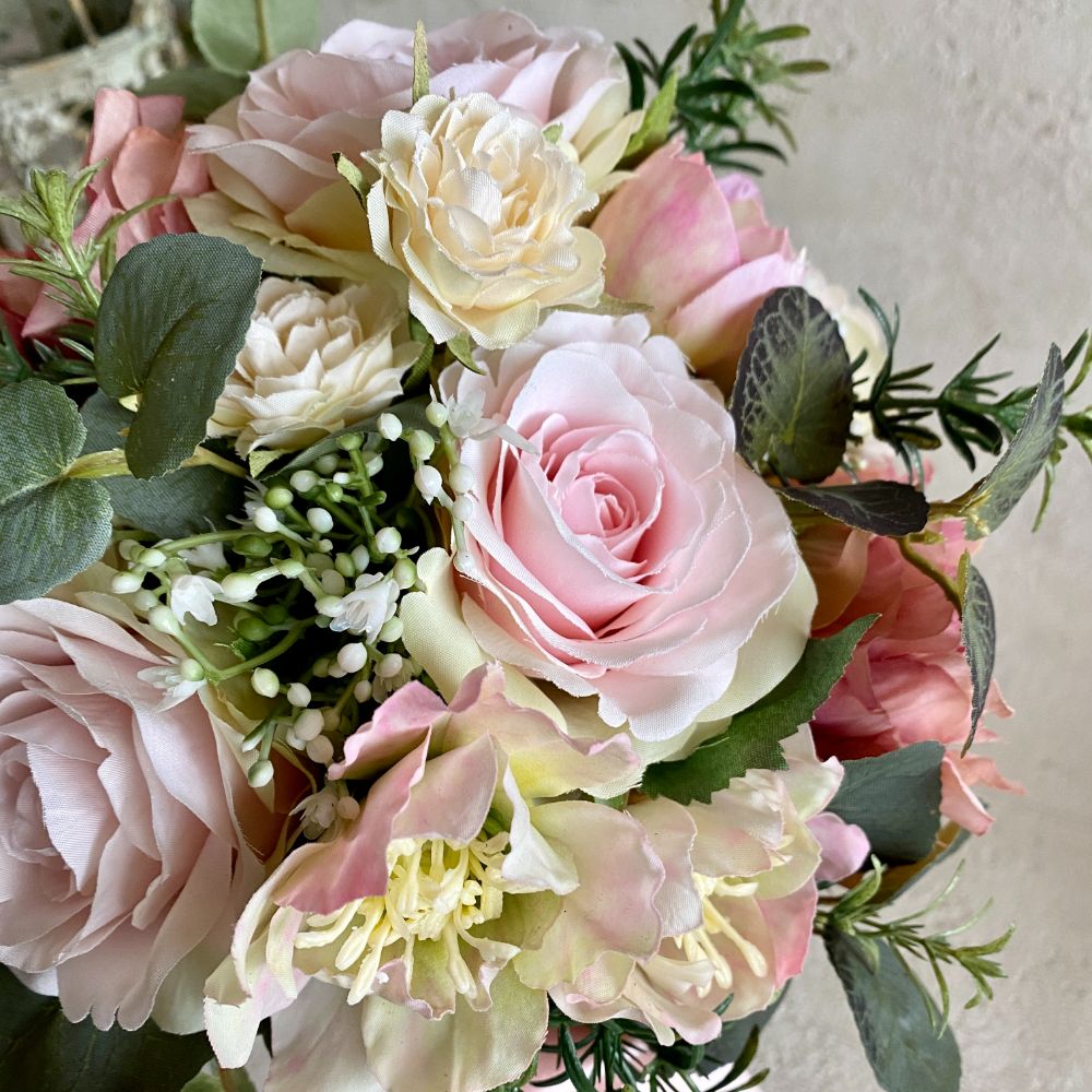 【造花】ナチュラルピンクのラウンドブーケとブートニア 【結婚式 フラワー 造花 ブーケ ブートニア】