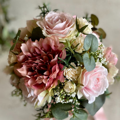 【造花】ナチュラルピンクのラウンドブーケとブートニア 【結婚式 フラワー 造花 ブーケ ブートニア】