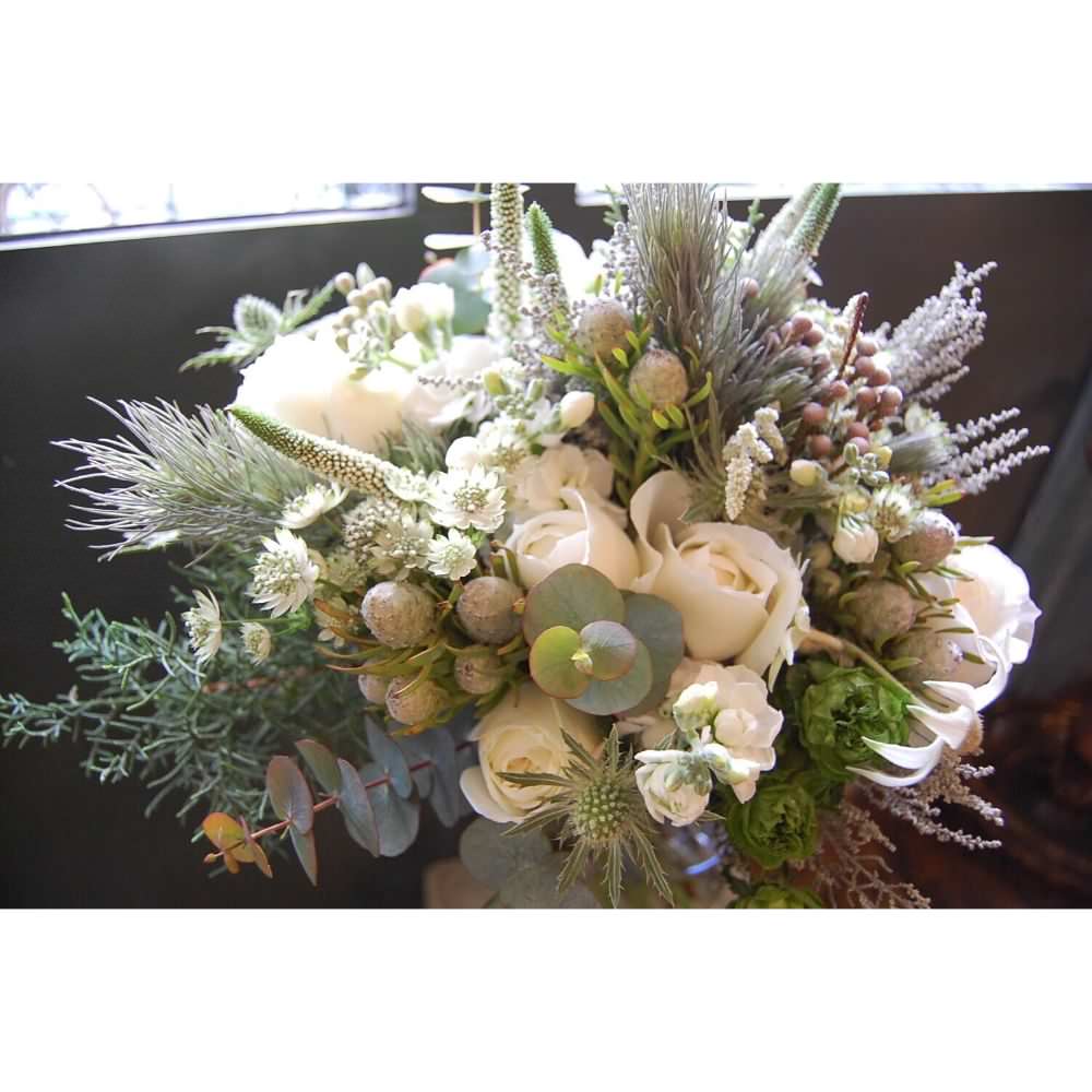 生花】グリーン×ホワイト クラッチブーケ 花嫁 人気 【結婚式 フラワー