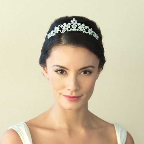 【正規品】Ivory & Co. アイボリー・アンド・コー Adelle アデル ブライダルティアラ クリスタル シルバー 結婚式 アクセサリー (IC-T11)【結婚式　アクセサリー　ティアラ　ヘッドドレス　ヘアアクセサリー】