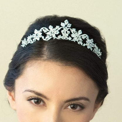 【正規品】Ivory & Co. アイボリー・アンド・コー Adelle アデル ブライダルティアラ クリスタル シルバー 結婚式 アクセサリー (IC-T11)【結婚式　アクセサリー　ティアラ　ヘッドドレス　ヘアアクセサリー】