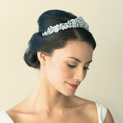 【正規品】Ivory & Co. アイボリー・アンド・コー Princess Mia プリンセスミア ブライダルティアラ クリスタル シルバー 結婚式 アクセサリー (IC-T19)【結婚式　アクセサリー　ティアラ　ヘッドドレス　ヘアアクセサリー】