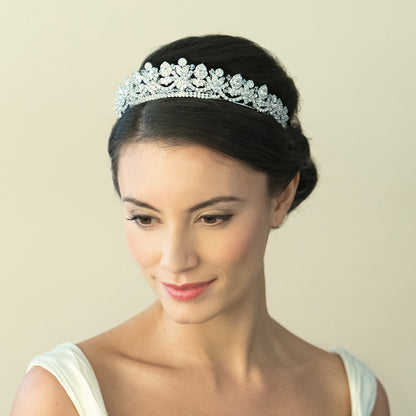 【レンタル】Ivory & Co. アイボリー・アンド・コー Alexandra アレクサンドラ ブライダルティアラ クリスタル シルバー 結婚式 アクセサリー (IC-T1-R)【結婚式　アクセサリー　ティアラ　ヘッドドレス　ヘアアクセサリー】