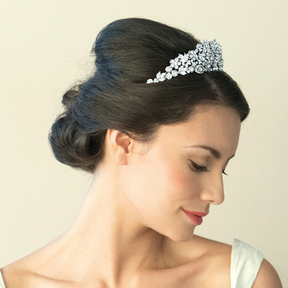 【正規品】Ivory & Co. アイボリー・アンド・コー Princess Grace プリンセスグレース ブライダルティアラ クリスタル シルバー 結婚式 アクセサリー (IC-T22)【結婚式　アクセサリー　ティアラ　ヘッドドレス　ヘアアクセサリー】