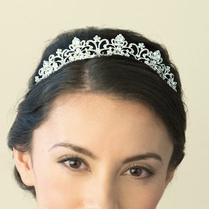 【レンタル】Ivory & Co. アイボリー・アンド・コー Alyssa アリッサ ブライダルティアラ ジルコニア クリスタル シルバー 結婚式 アクセサリー (IC-T3-R)【結婚式　アクセサリー　ティアラ　ヘッドドレス　ヘアアクセサリー】