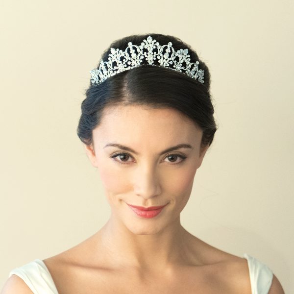 【レンタル】Ivory & Co. アイボリー・アンド・コー Constance コンスタンス ブライダルティアラ クリスタル シルバー 結婚式 アクセサリー (IC-T6-R)【結婚式　アクセサリー　ティアラ　ヘッドドレス　ヘアアクセサリー】